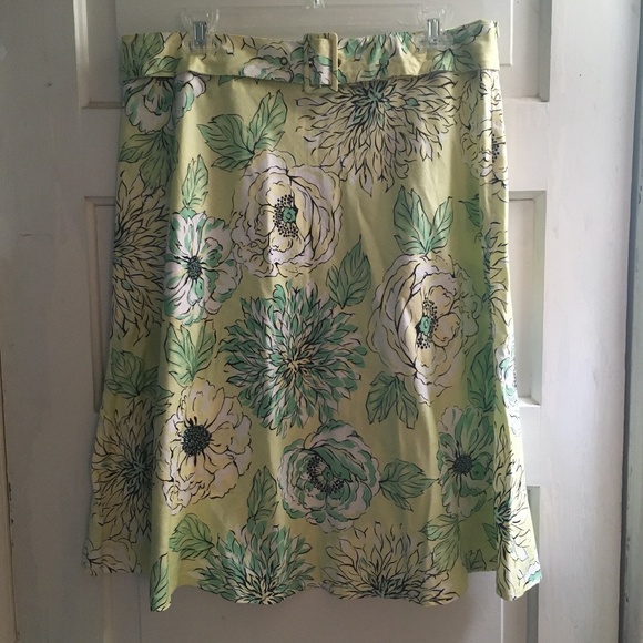 New York & Company Dresses & Skirts - 3/$15 New York & Company Floral Skirt / Size 12